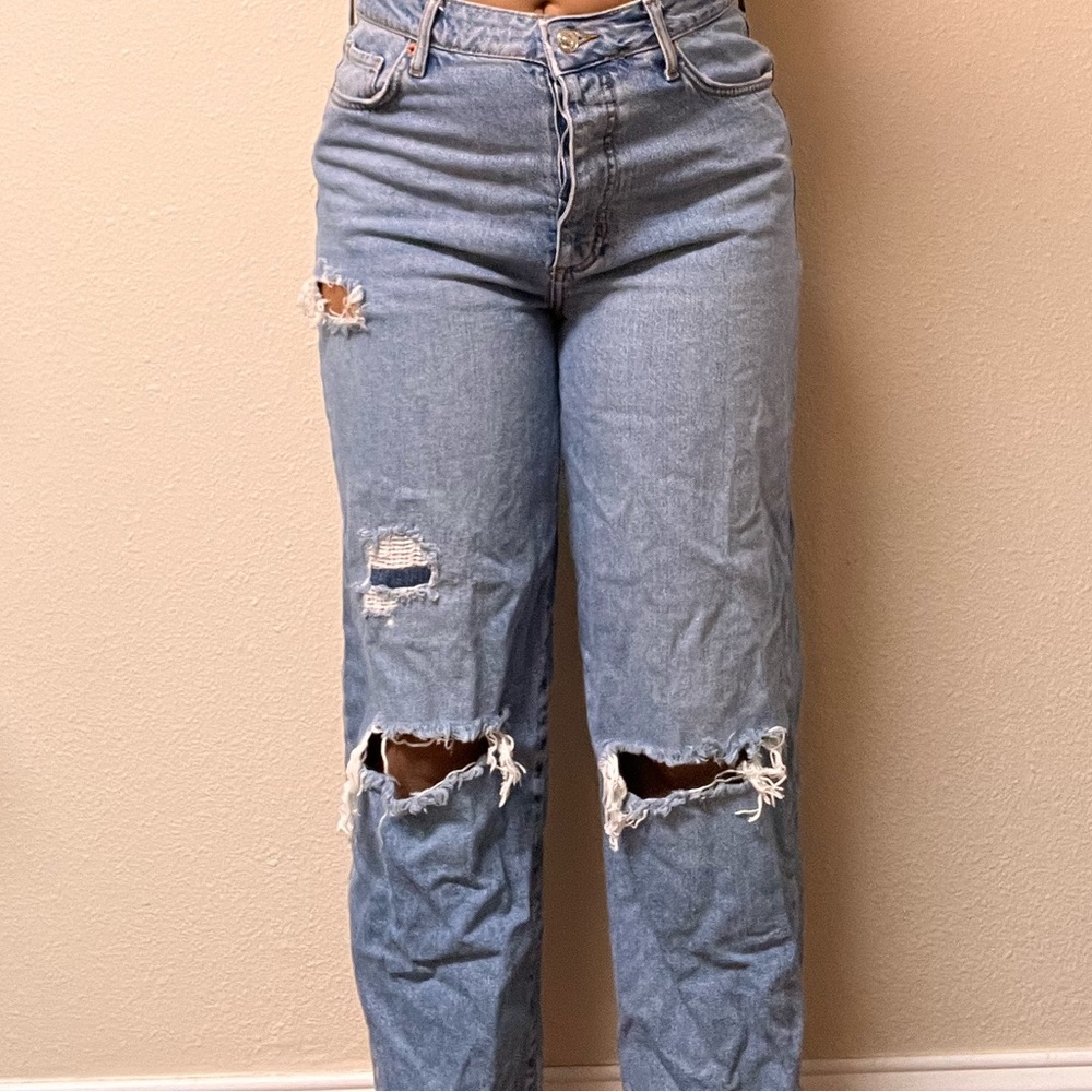 Forever21 premium light blue jeans - Picture 5 of 7